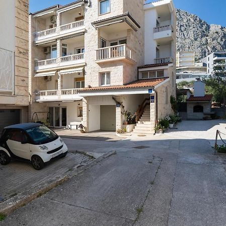 Apartments By The Sea Duce, Omis - 5973 エクステリア 写真