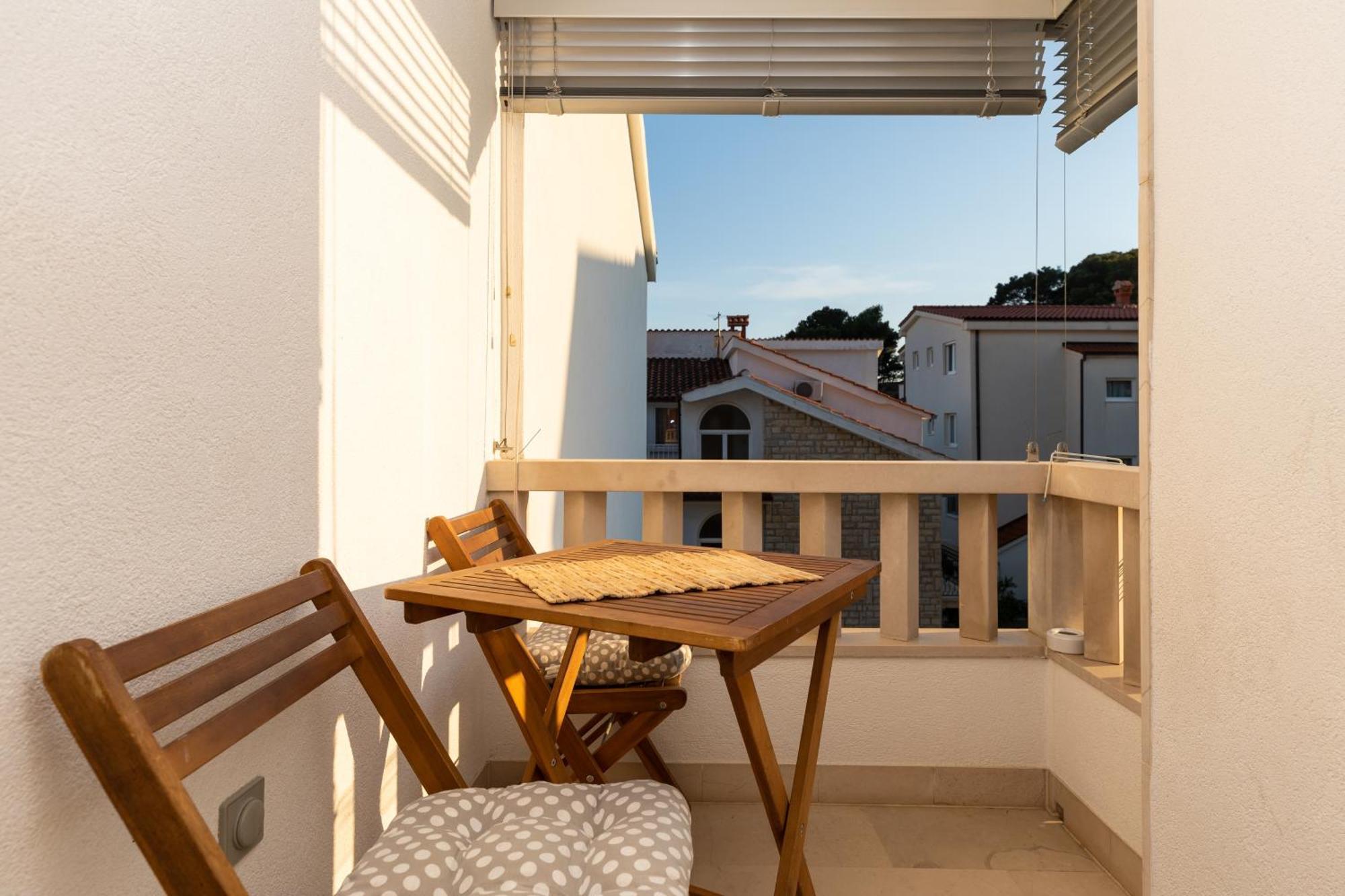 Apartments By The Sea Duce, Omis - 5973 エクステリア 写真