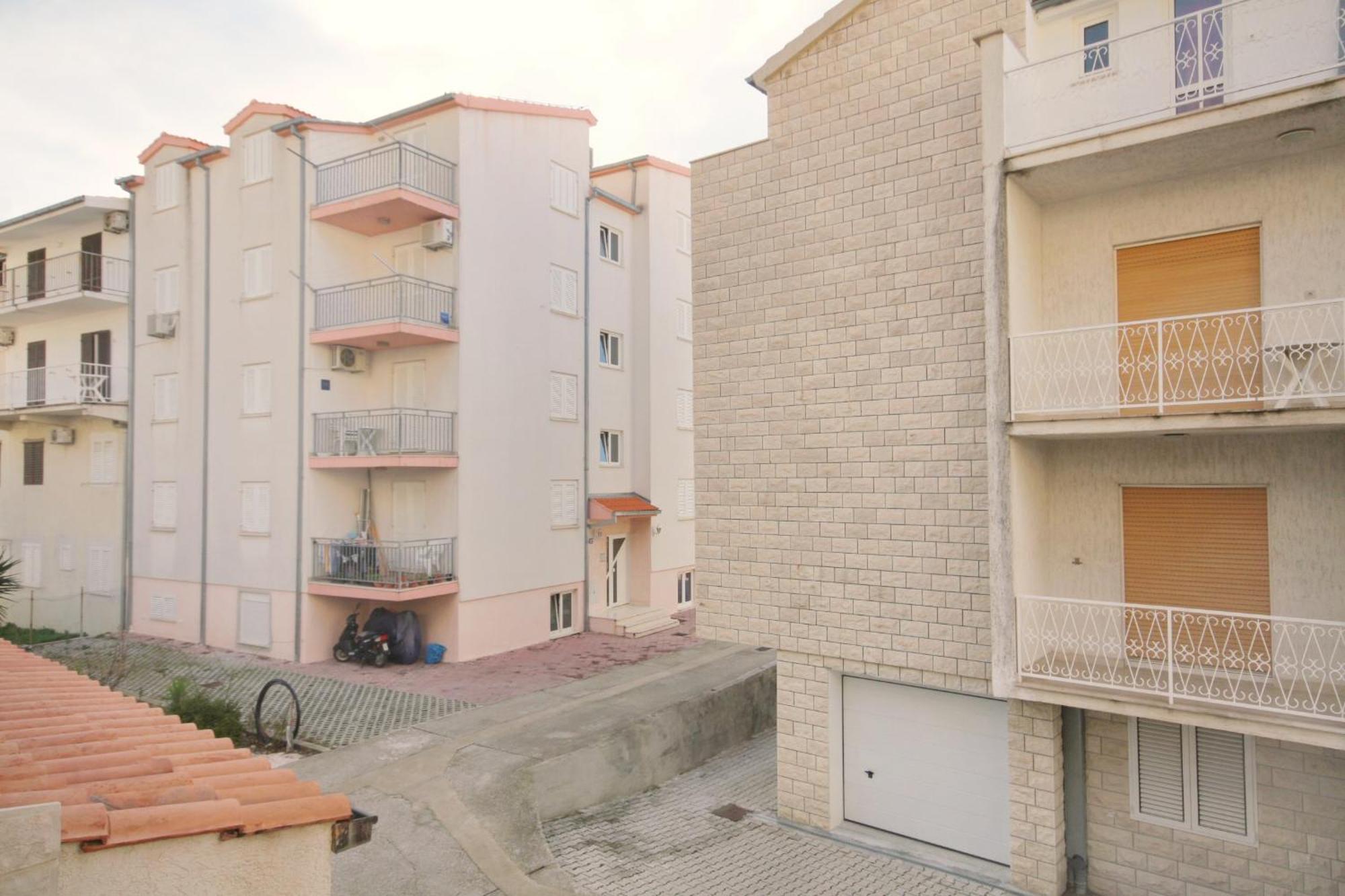 Apartments By The Sea Duce, Omis - 5973 エクステリア 写真