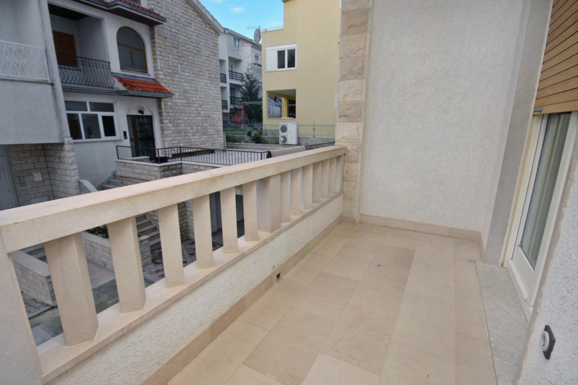 Apartments By The Sea Duce, Omis - 5973 エクステリア 写真