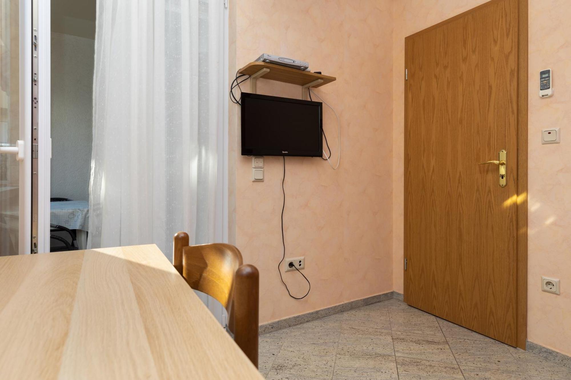 Apartments By The Sea Duce, Omis - 5973 部屋 写真