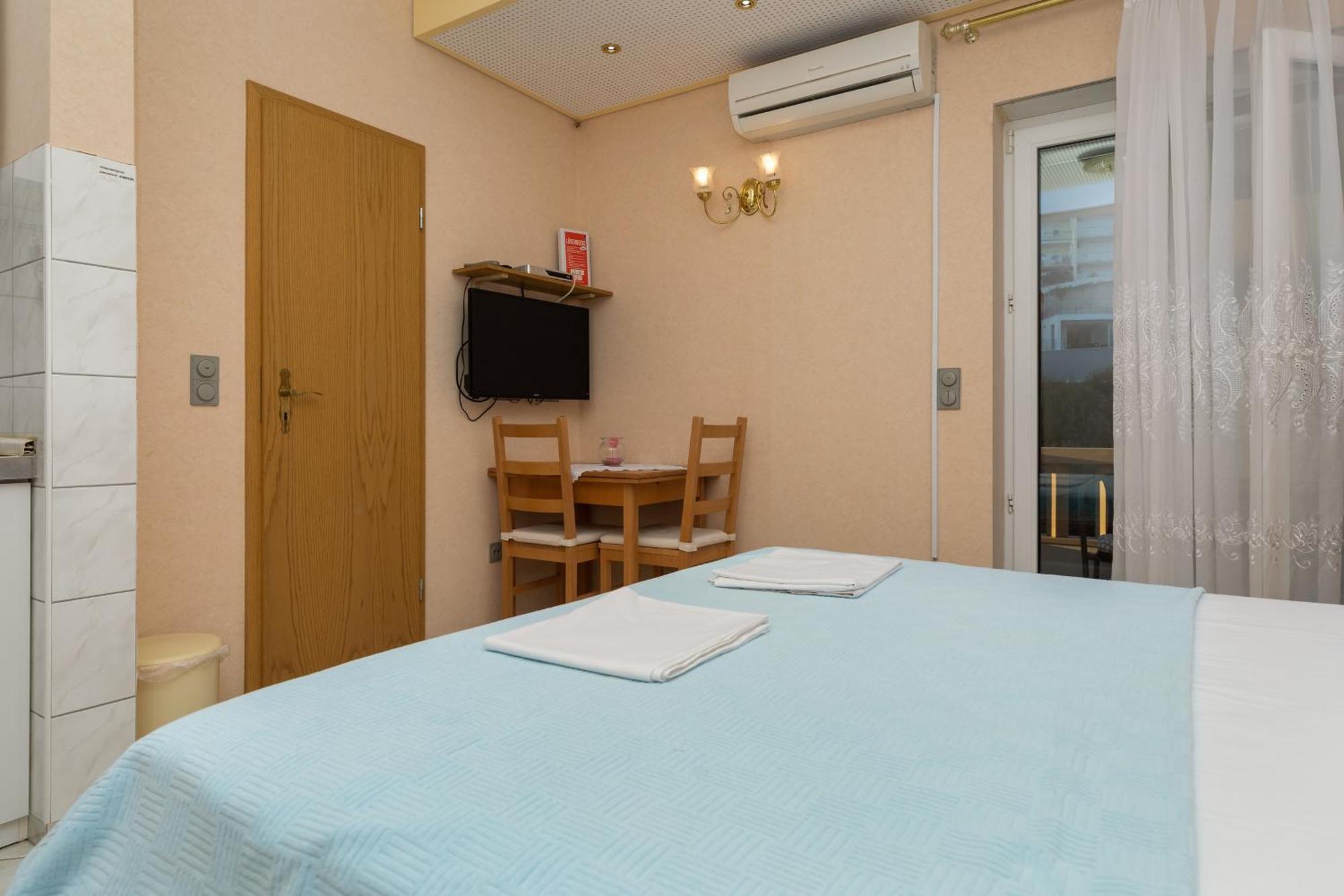 Apartments By The Sea Duce, Omis - 5973 部屋 写真